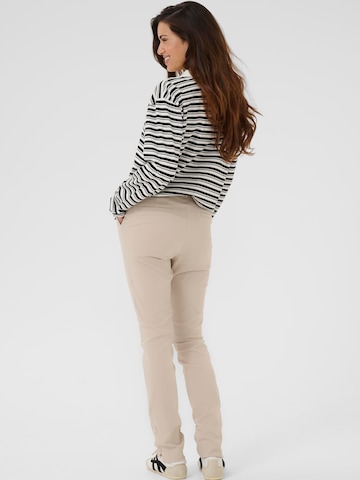 Kaffe Slimfit Kalhoty 'Hazel' – béžová