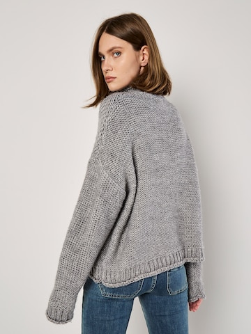 Apricot Oversized Chunky Knit Jumper ' ' in Grau