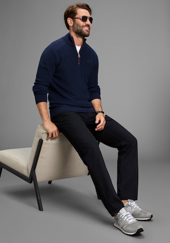 Man's World Pullover in Blau