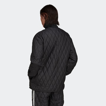 ADIDAS ORIGINALS Jacke in Schwarz