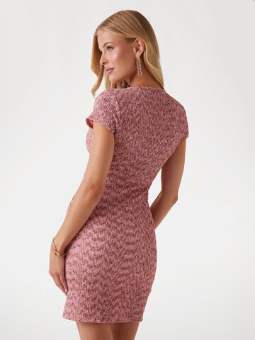GUESS Strickkleid in Pink