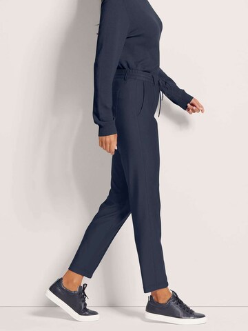 MADELEINE Regular Trousers in Blue
