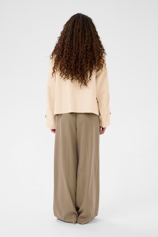 SOAKED IN LUXURY Overgangsjakke 'SLJannine' i beige