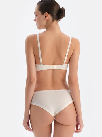 Dagi T-shirt BH i beige