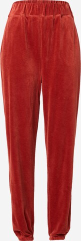 ABOUT YOU x MOGLI - Loosefit Pantalón 'Rylie' en rojo: frente