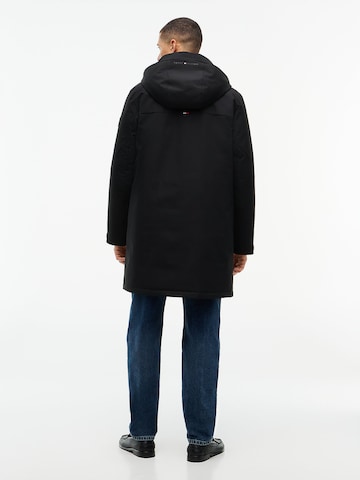 TOMMY HILFIGER Tussenparka in Zwart