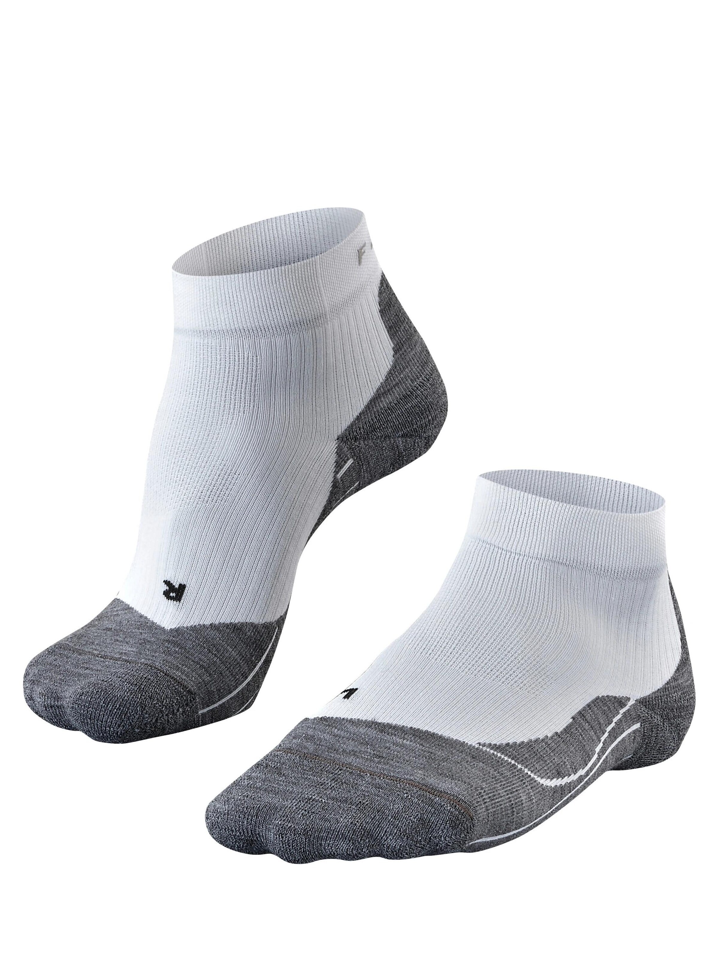 FALKE Athletic Socks 'TE 4 Short' in White: front