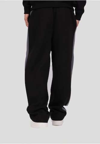 Loosefit Pantaloni di Dropsize in nero