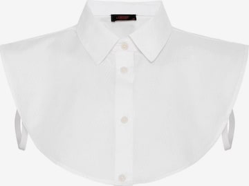 balta By Diess Collection Apykaklė: priekis