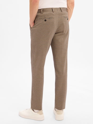 Regular Pantalon à plis 'Hudson' Finshley & Harding London en marron