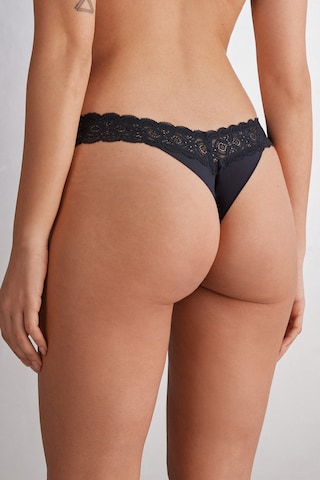 INTIMISSIMI Slip in Schwarz