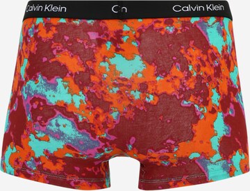 Boxeri de la Calvin Klein Underwear pe mai multe culori