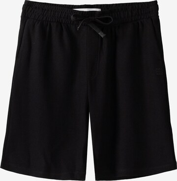 Bershka Shorts in Schwarz: predná strana