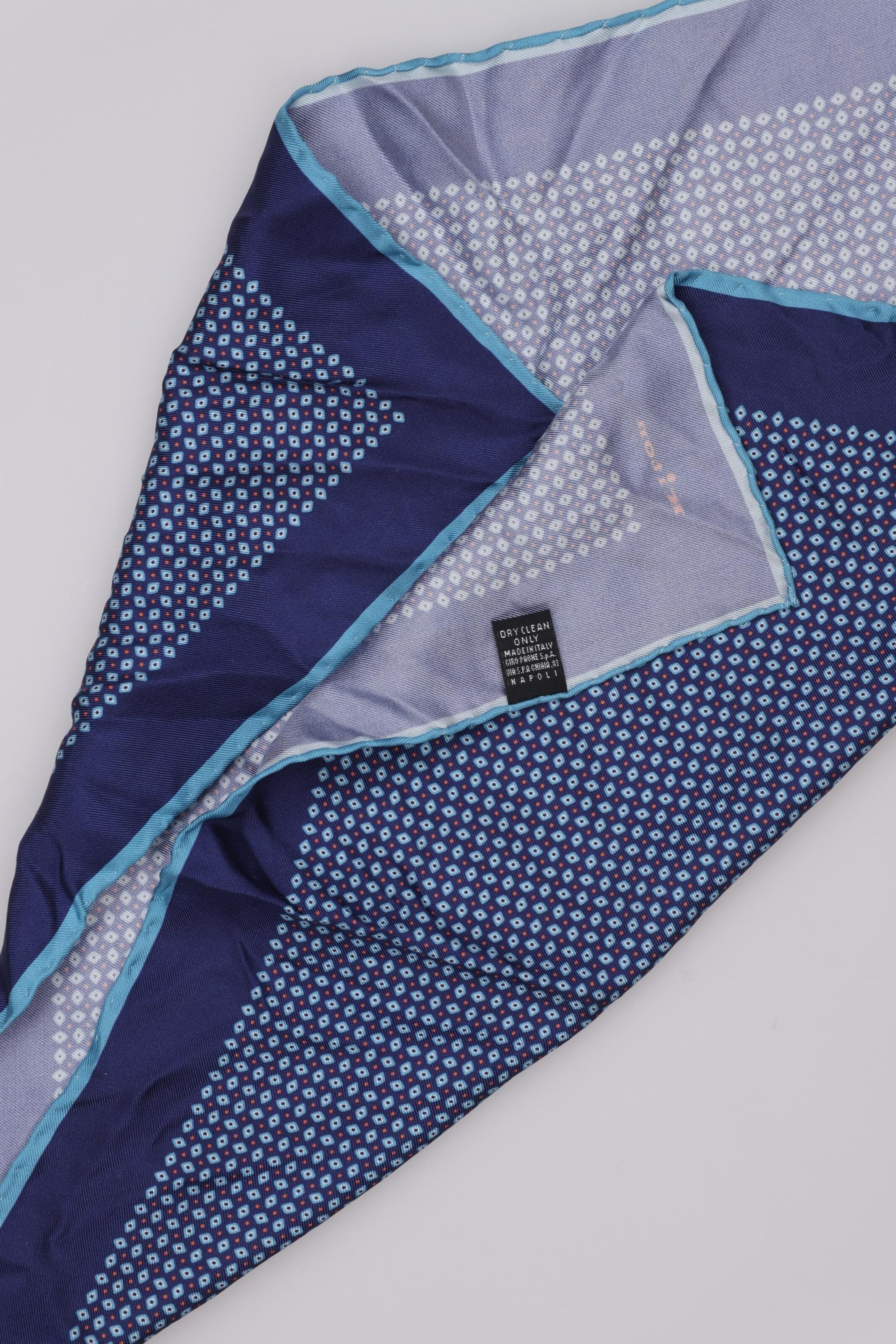 Kiton Schal oder Tuch One Size in Blau