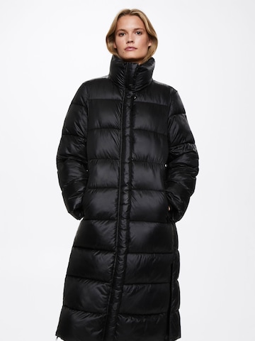 MANGO Zimný kabát 'TOITOI' - Čierna