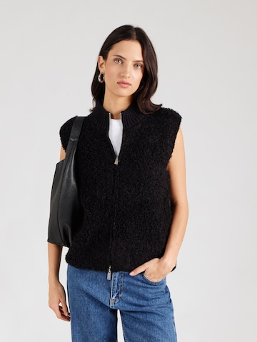 juoda s.Oliver Liemenė: priekis