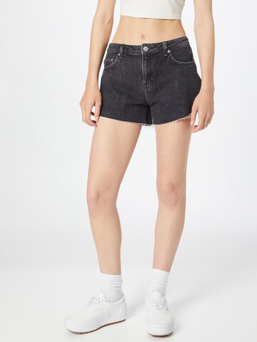 regular Jeans 'Swift' di WEEKDAY in nero: frontale