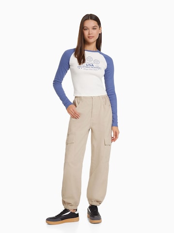 Effilé Pantalon cargo Bershka en beige