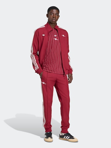 Tapered Pantaloni sport 'FC Arsenal Terrace Icons' de la ADIDAS PERFORMANCE pe roșu
