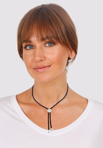 ELLI Necklace in Silver: front