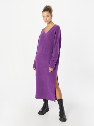 WEEKDAY - Vestido de malha 'Ellen' em roxo: frente