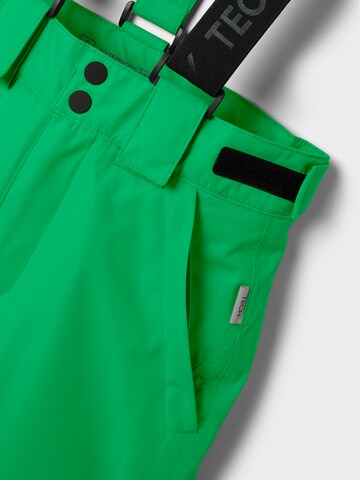 NAME IT Regular Weatherproof pants 'NKNSLOPE10' in Green