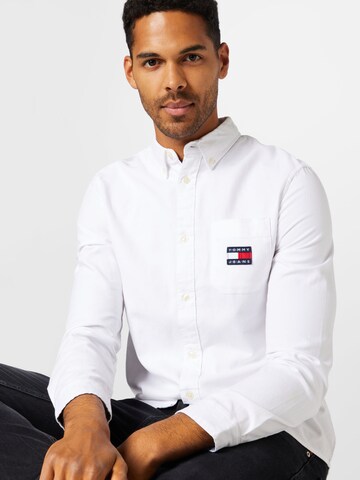 Tommy Jeans Regular Fit Hemd in Weiß