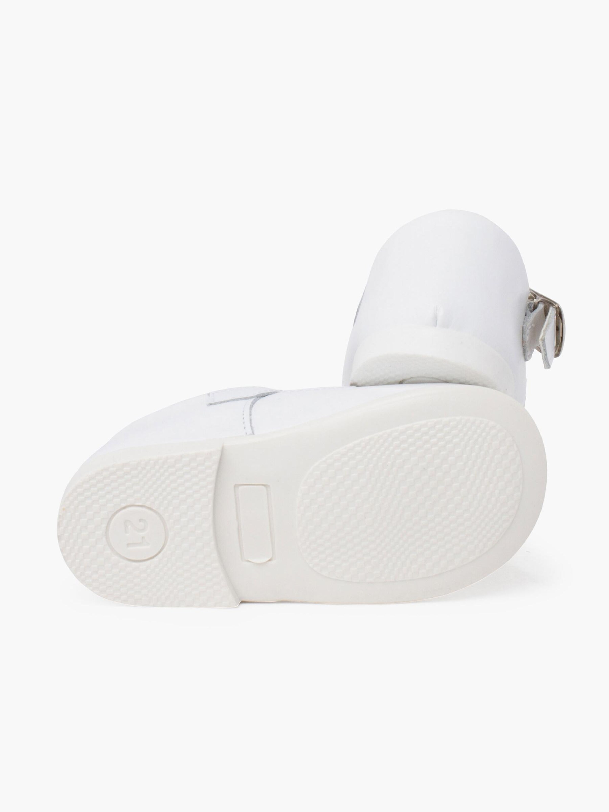 Chaussure basse Pisamonas en blanc