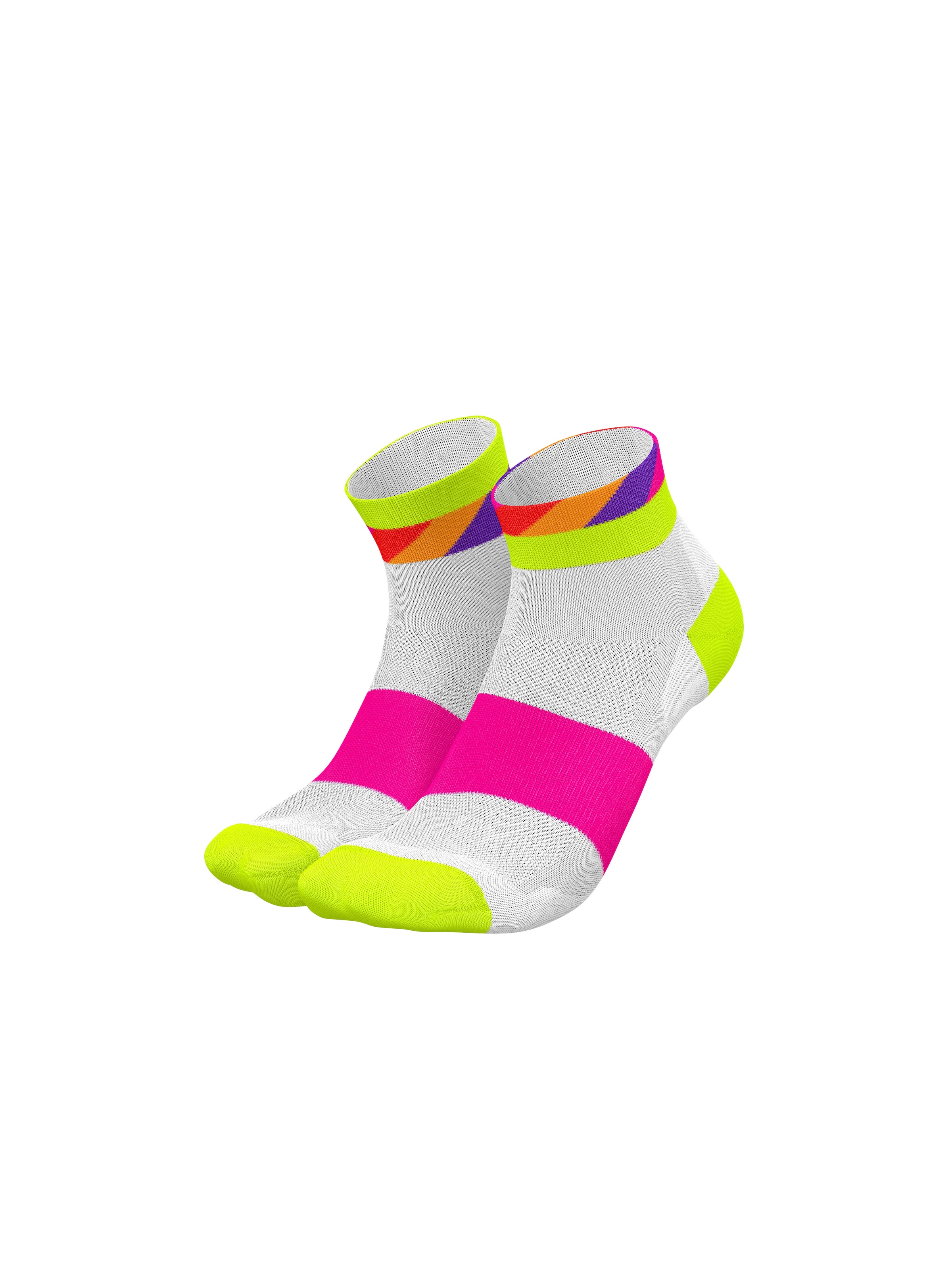 INCYLENCE Athletic Socks 'STRIDES SHORT' in Yellow: front