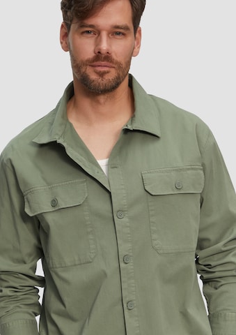 QS - Ajuste regular Camisa en verde: frente