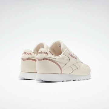Reebok Sneaker in Beige
