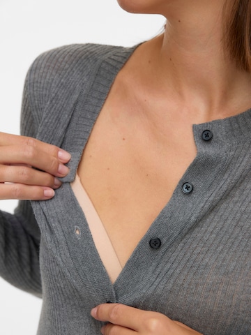 MAMALICIOUS Pletené šaty 'MLOFELIA LIA' - Sivá