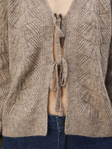 OBJECT Strickjacke 'OBJFlora' in Braun