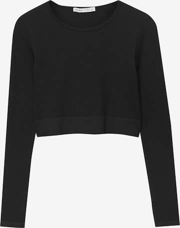 Pull&Bear Тениска в черно: отпред