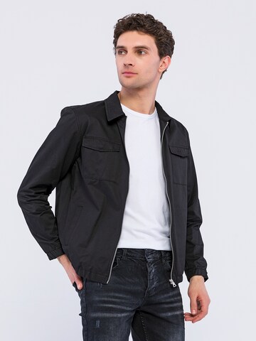 Basics and More Between-Season Jacket 'Quinn' in Black: front