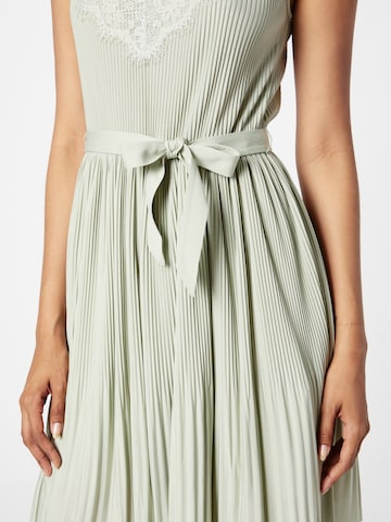 ABOUT YOU - Vestido 'Caitlin' en verde