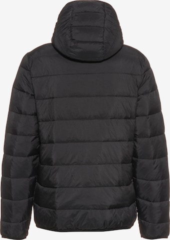 Veste d’hiver 'Waldenburg' DICKIES en noir