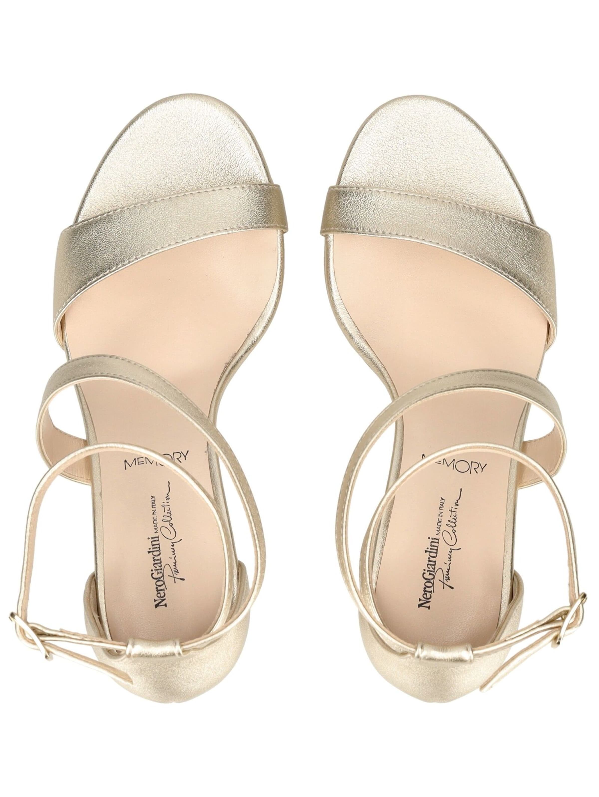 Sandalo di Nero Giardini in oro