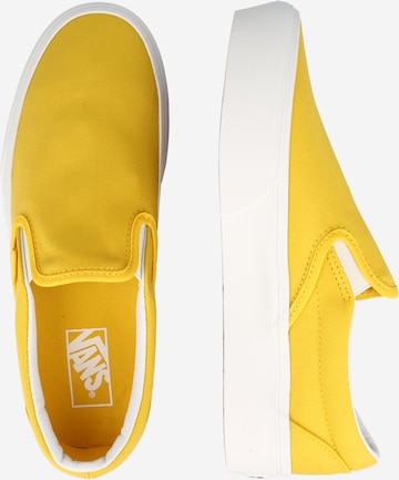 Scarpa slip-on di VANS in giallo