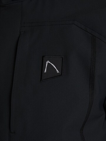 CHASIN' Weatherproof jacket 'Return Mount' in Black