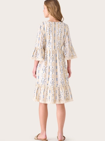 Camomilla Avondjurk in Beige