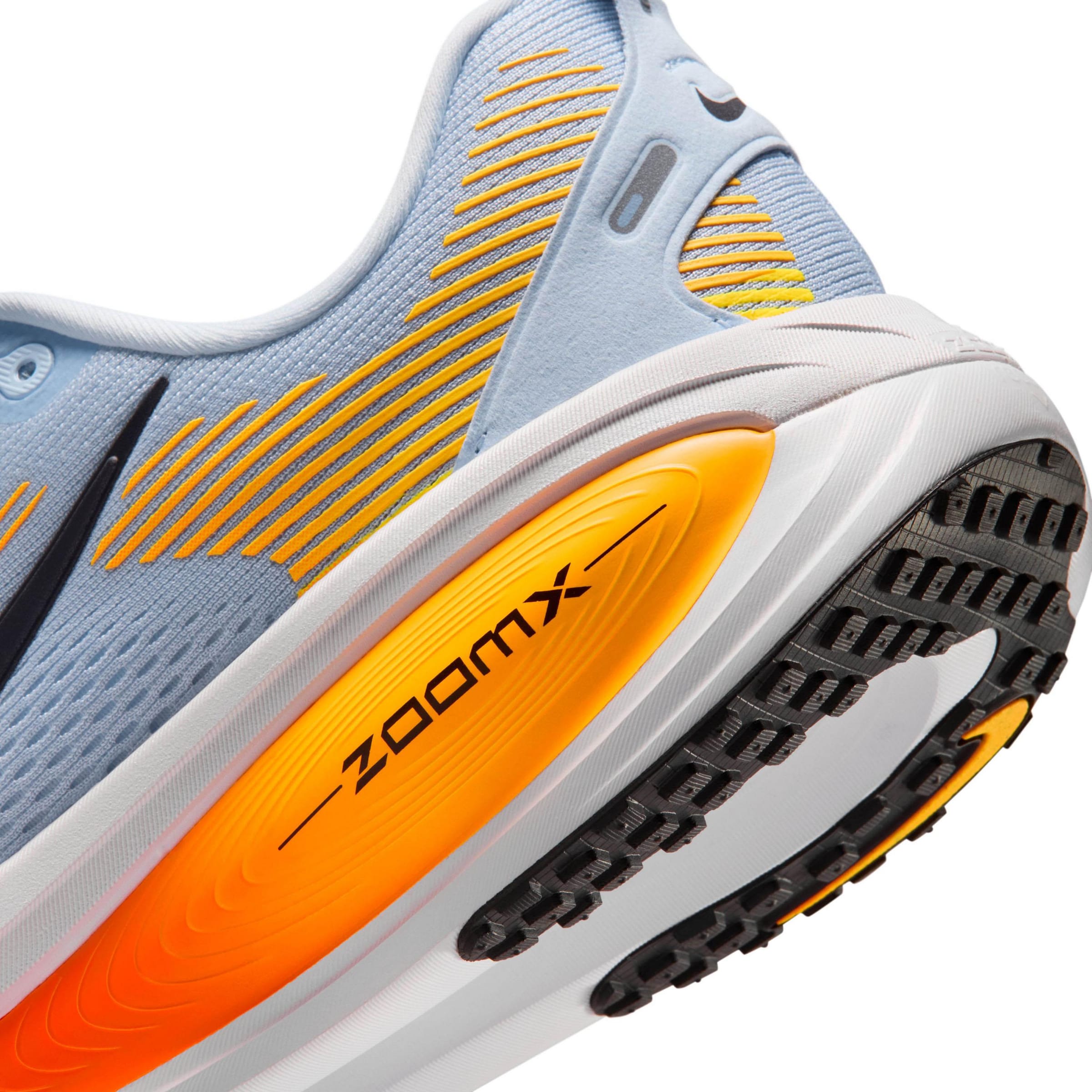 NIKE Running Shoes 'Vomero 18' in Blue