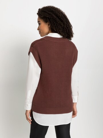 LASCANA Sweater in Brown