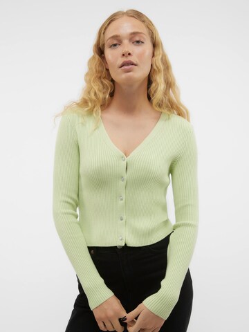 VERO MODA Gebreid vest 'HOLLY KARISPUFF' in Groen