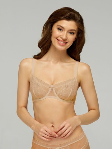 Marc & André T-shirt Bra in Beige: front