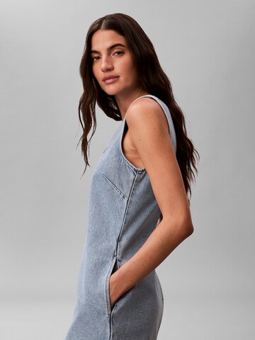 Calvin Klein Jeans Jurk in Blauw