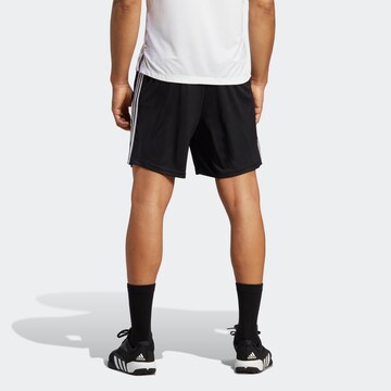 ADIDAS PERFORMANCE Regular Sportshorts 'Train Essentials Piqué 3-Stripes' in Schwarz