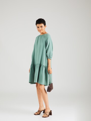 QS - Vestido em verde