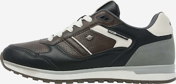 BRITISH KNIGHTS Matalavartiset tennarit ' CLASSOR ' värissä ruskea: etupuoli