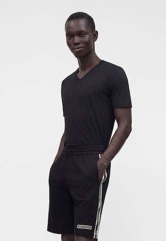 EA7 Emporio Armani - regular Pantalón en negro: frente